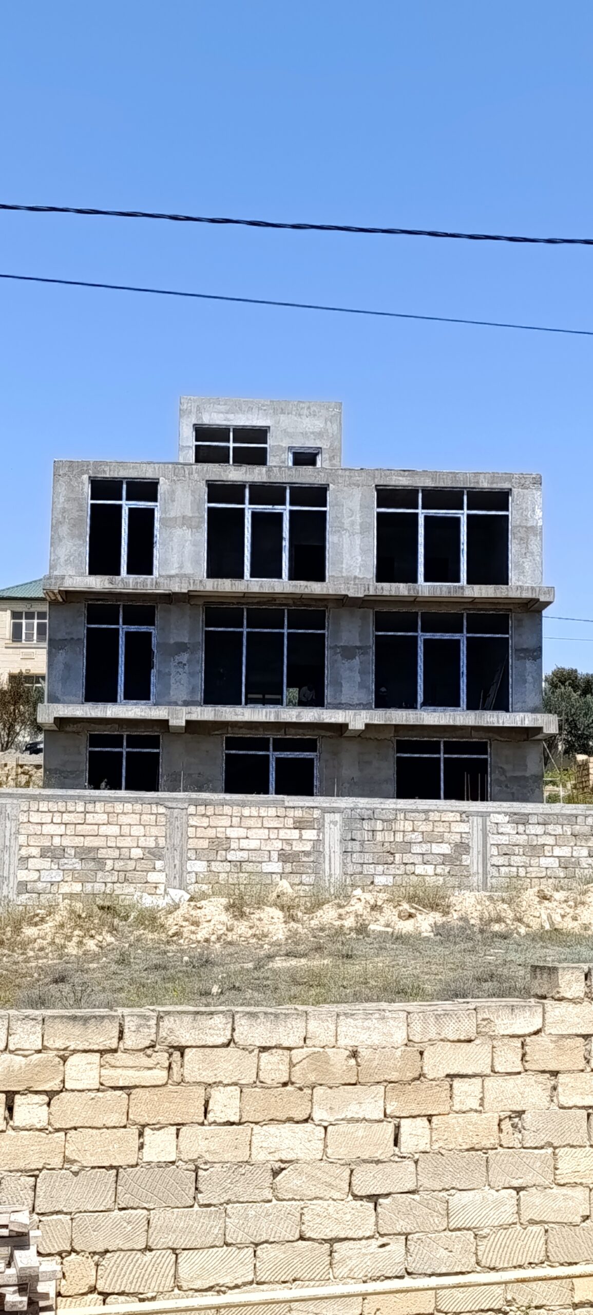 Şıxov qəsəbəsində villa satılır