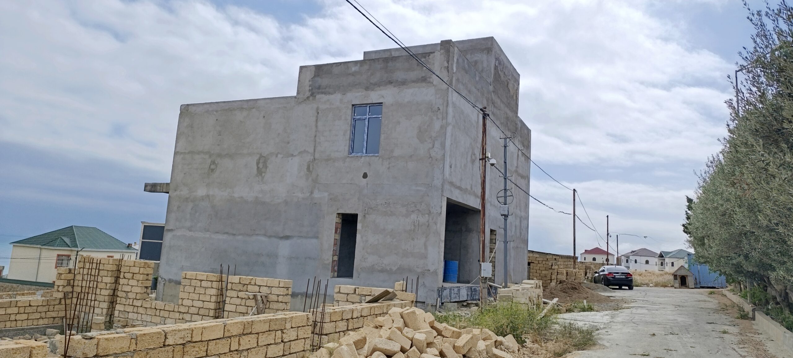 Şıxov qəsəbəsində villa satılır